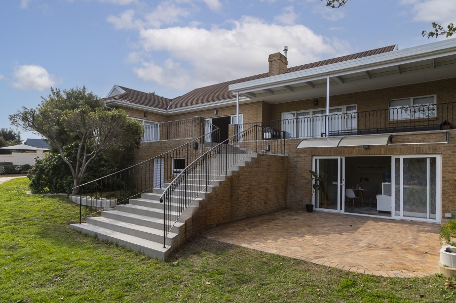 To Let 3 Bedroom Property for Rent in Helena Heights Western Cape